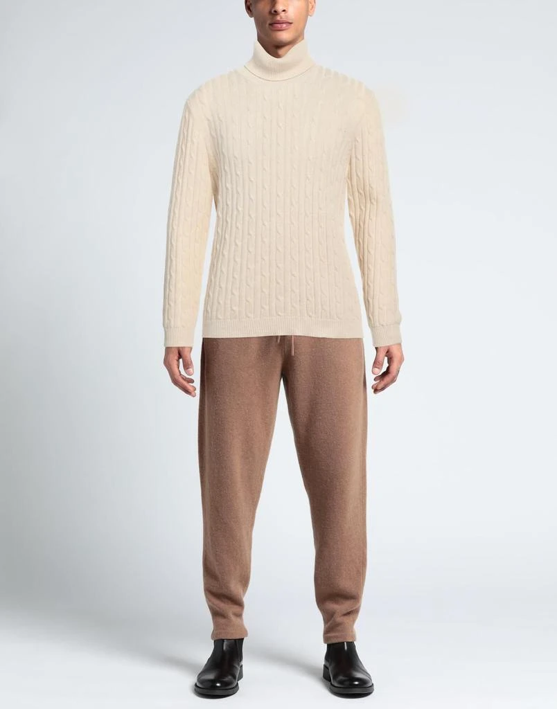 BELLWOOD Turtleneck 2
