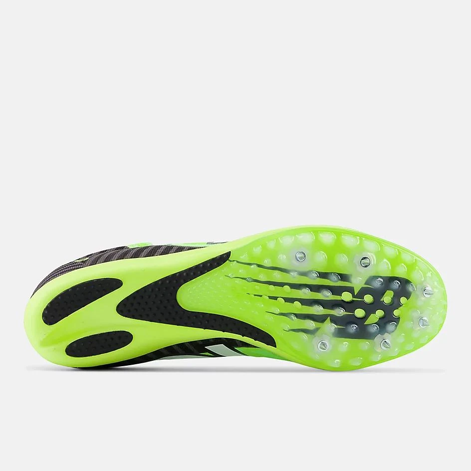 New Balance FuelCell MD500 v9 5