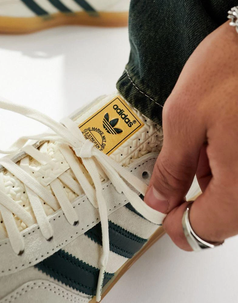 Adidas adidas Originals Gazelle Indoor trainers in cream and green 4