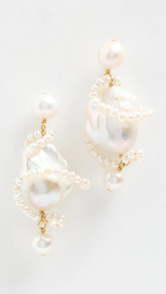 Completedworks Carvings Pearl Earrings 1