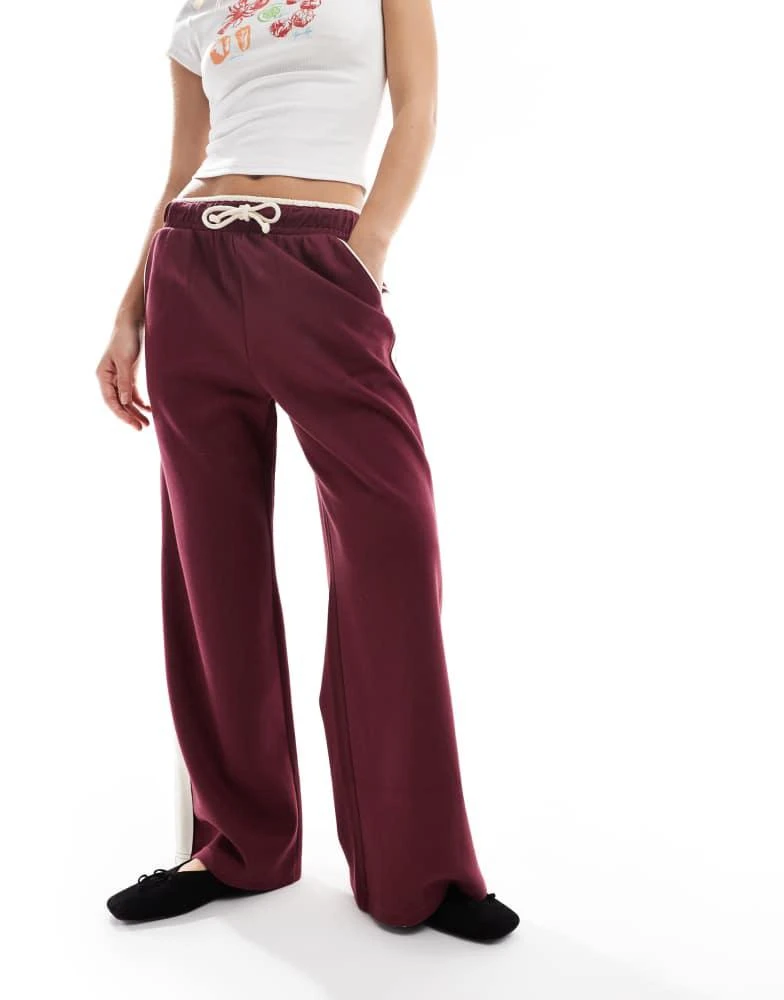 Cotton On Cotton On classic fleece wide leg sweatpant in sour cherry 3