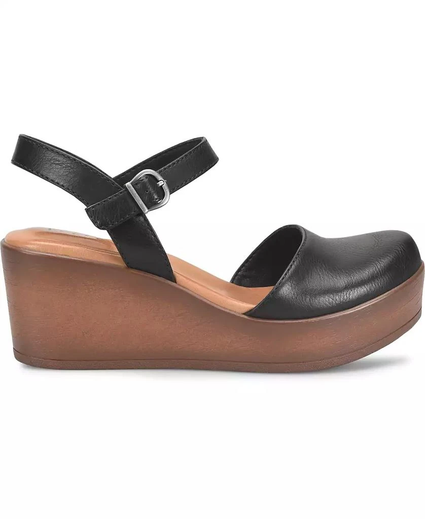 b.o.c. Women's Dalia Comfort Wedge 2