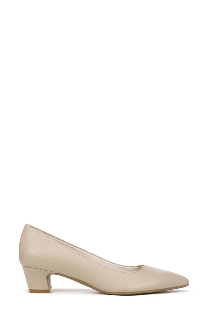 LifeStride Minx Pointed Toe Pump 3