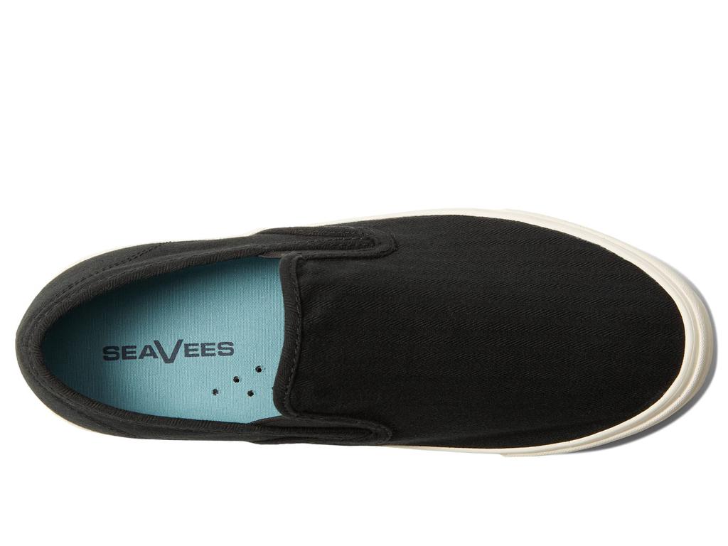 SeaVees Baja Slip-On Platform