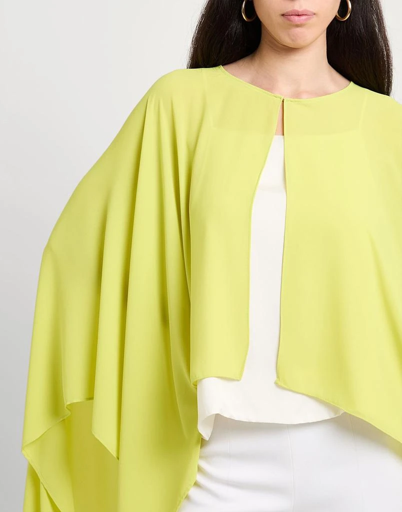 CARACTÈRE Cape 4