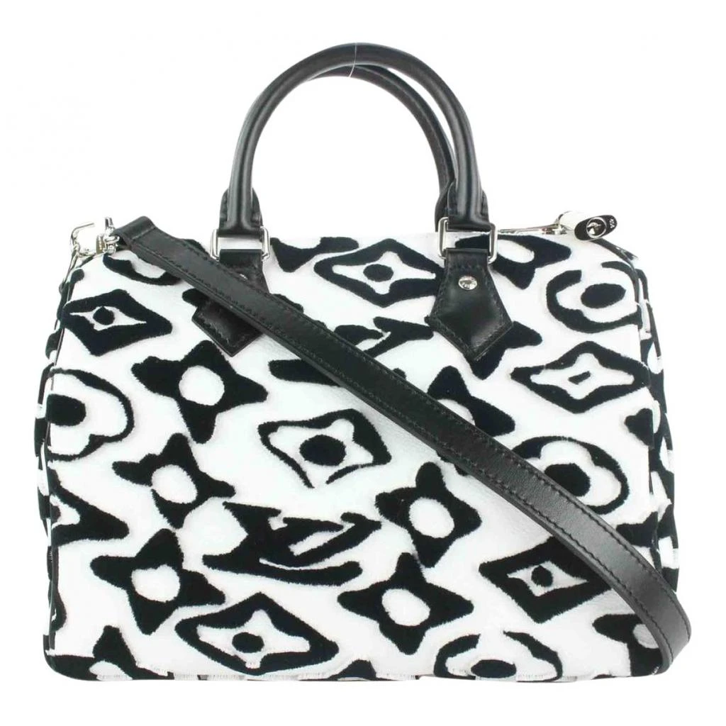 Louis Vuitton Louis Vuitton Leather crossbody bag 1