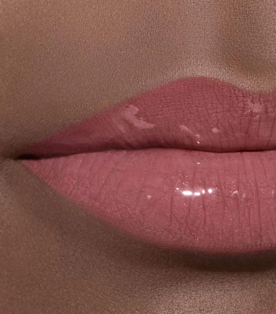 Chanel Le Rouge Duo Ultra Tenue Liquid Lip Colour 4
