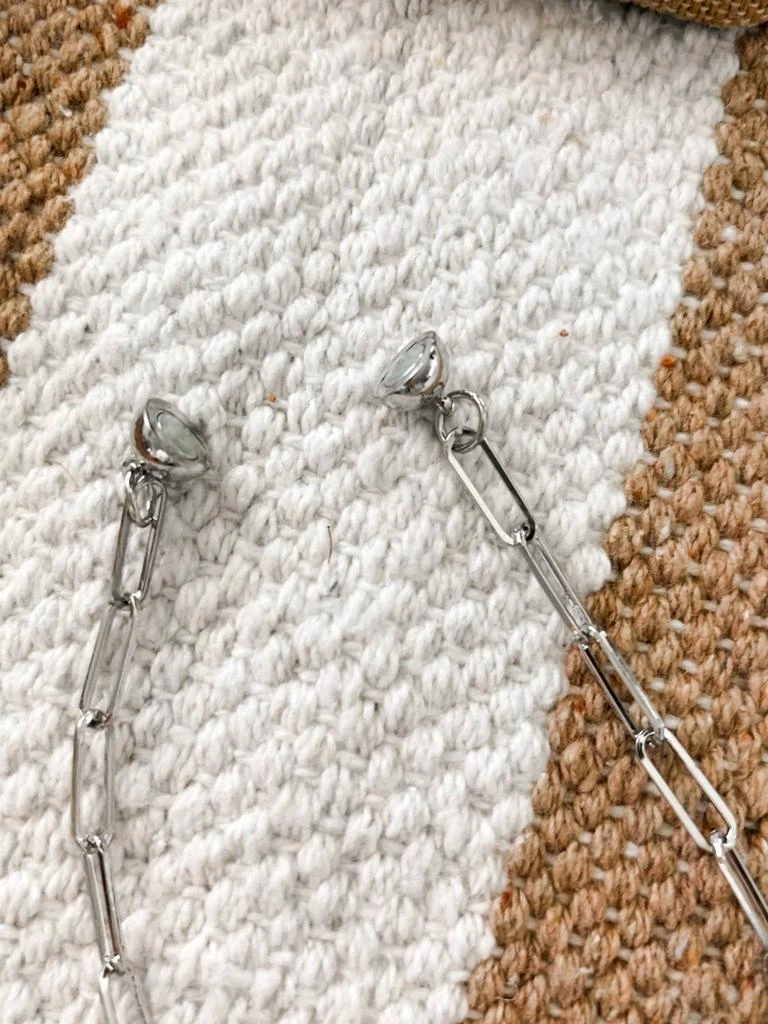 White Label White Label - Women
s Magnetic Chain Bracelet 3