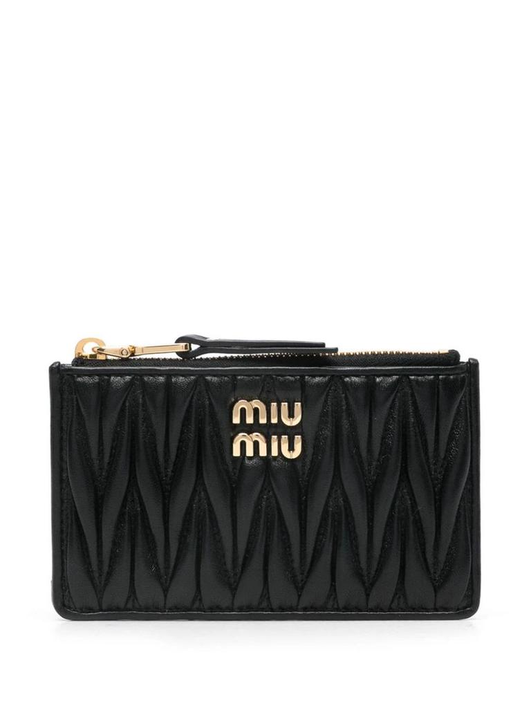 【MIU MIU】MATELASSE CARD WALLET Miu Miu Matelasse Nappa Leather Card Holder Black in Leather