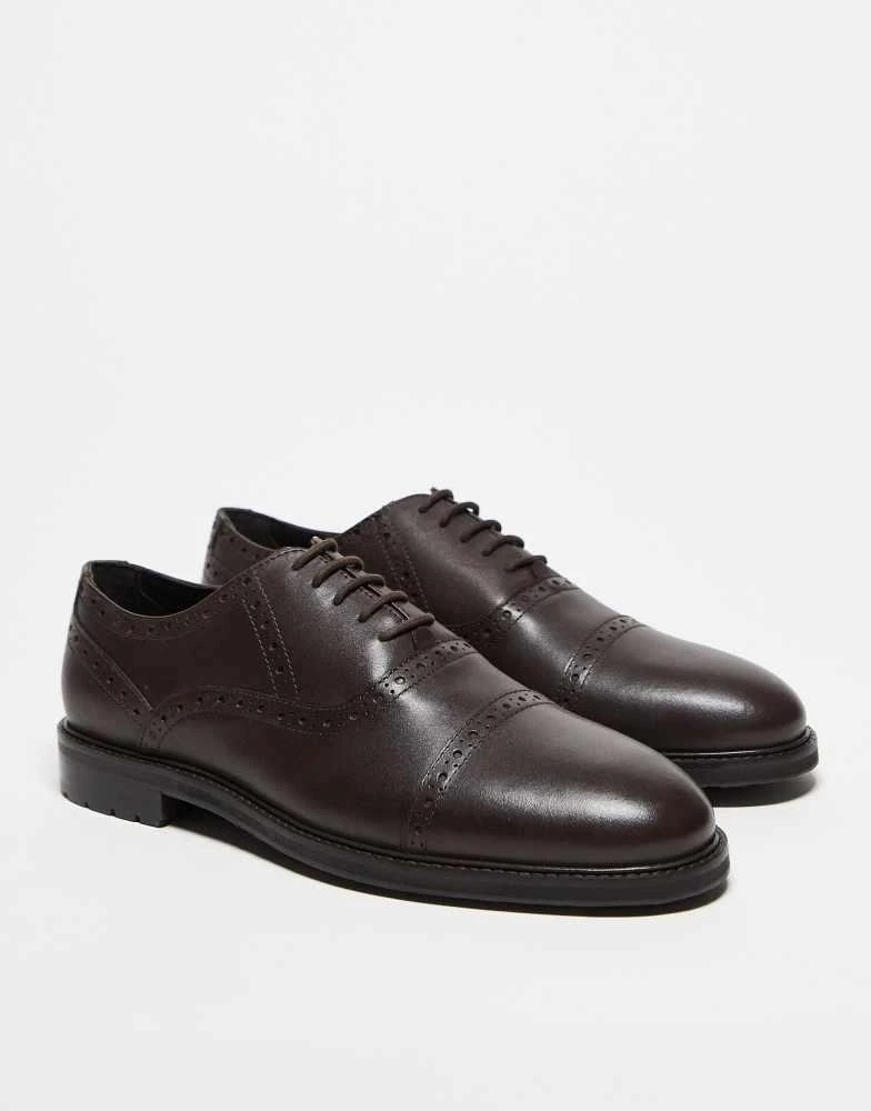 ASOS ASOS DESIGN lace up oxford shoes in brown leather with brogue detailing 1
