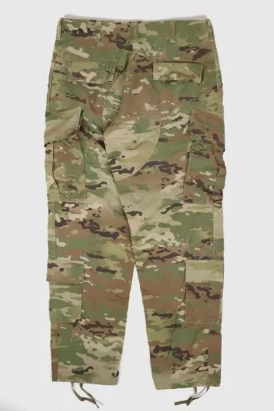 Urban Outfitters Vintage Camo Pants 03 2