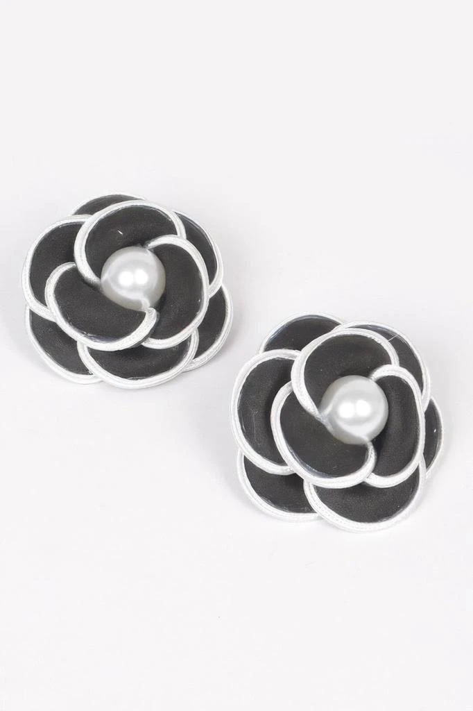 TRUEDAMES Faux Pearl Flower Stud Earring 2