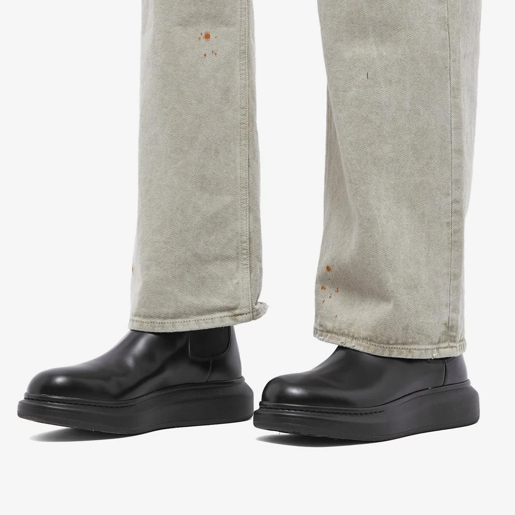 Alexander McQueen Alexander McQueen Wedge Sole Hybrid Chelsea Boot 6