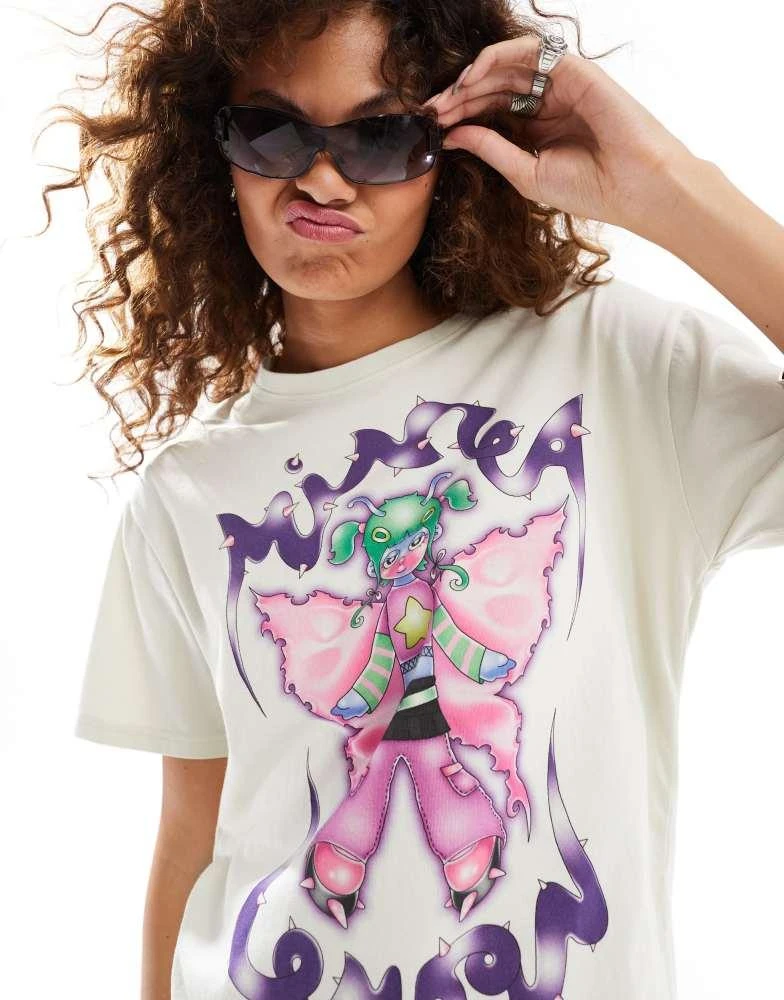 minga Minga London oversized t-shirt with doll graphic in white 1