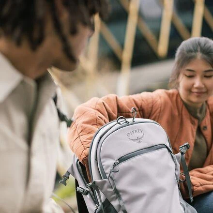 Osprey Axis 24L Pack 8