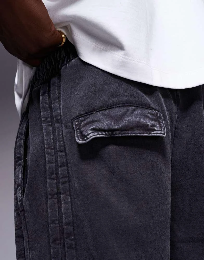Good For Nothing Good For Nothing raw edge seam joggers in washed black 3