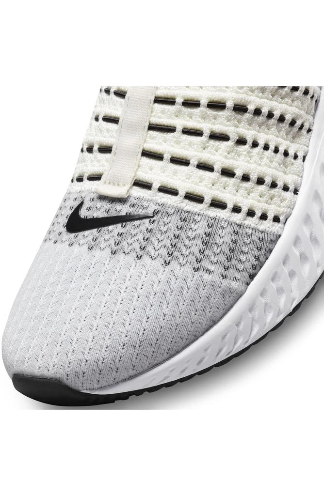 NIKE React Phantom Run Flyknit 2 Running Shoe 6
