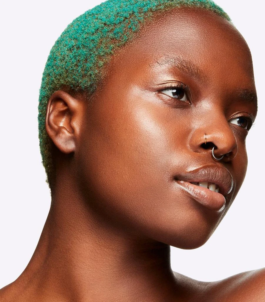 MAC Studio Radiance Moisturizing + Illuminating Silky Primer 5