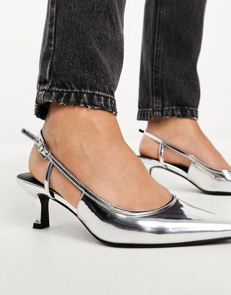 ASOS ASOS DESIGN Wide Fit Strut slingback kitten heeled shoes in silver 3