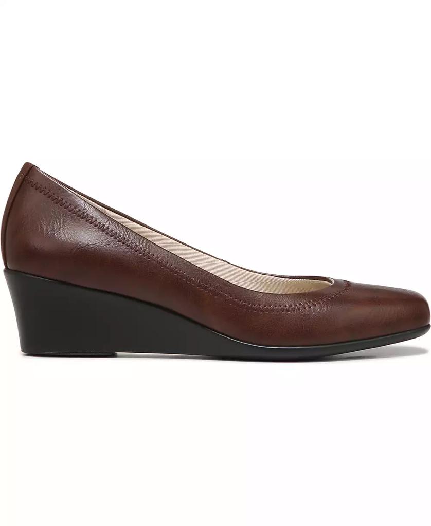 LifeStride Groovy Wedge Pumps