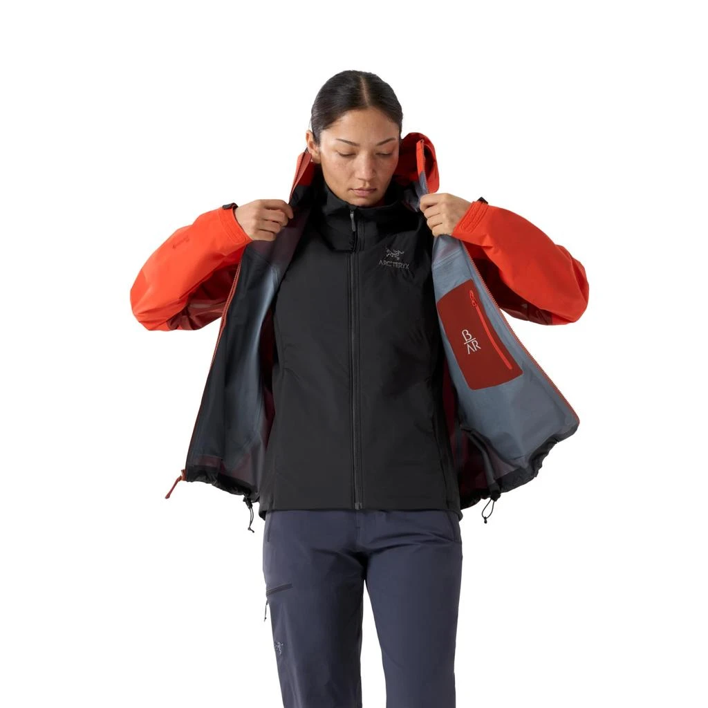 Arc'teryx Arc'teryx Atom Jacket Women's | Warm Yet Lightweight Synthetically Insulated Hiking Jackets for Women 4