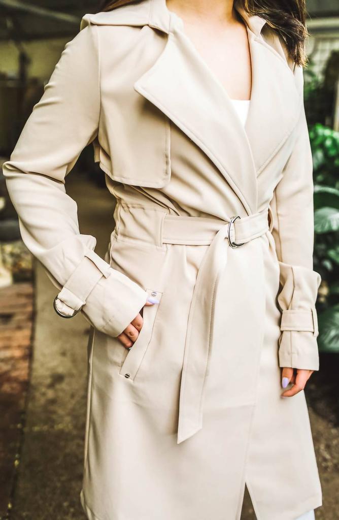 Black Tape The Audrey Belted Trench Coat In Camel