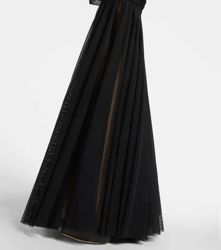 Norma Kamali Diana ruched fishtail gown 5