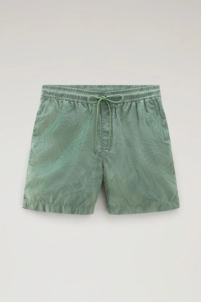 WOOLRICH Pure Cotton Garment-Dyed Shorts with a Tropical Print - Men - Green 3