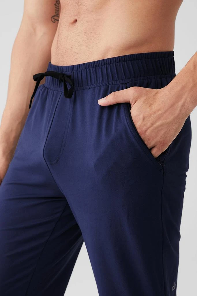 Alo Yoga Conquer Pulse Pant - Navy 4