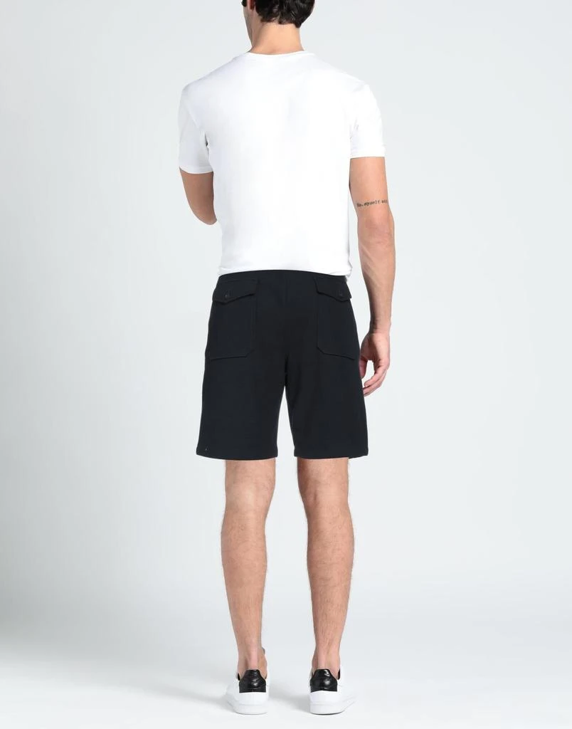 TOMMY HILFIGER Shorts & Bermuda 3