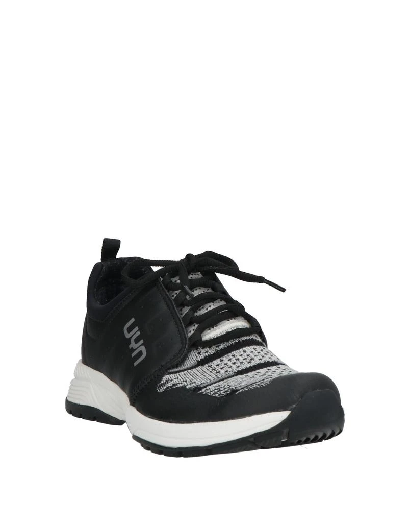 UYN Sneakers 2