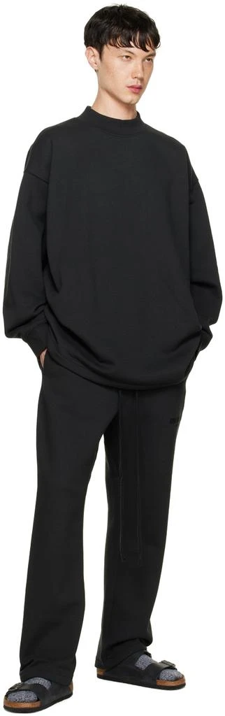 Fear of God ESSENTIALS Black Relaxed Sweatshirt 4