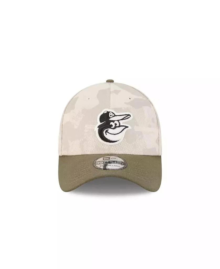 New Era Men's Light Beige/Olive Baltimore Orioles 2025 Armed Forces Day 39THIRTY Flex Hat 3