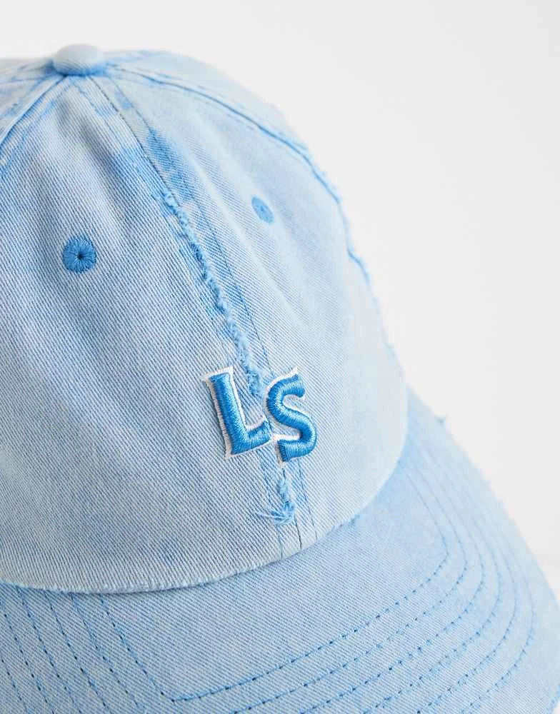 Levi
s Levi
s LS monogram logo cap in washed blue 2