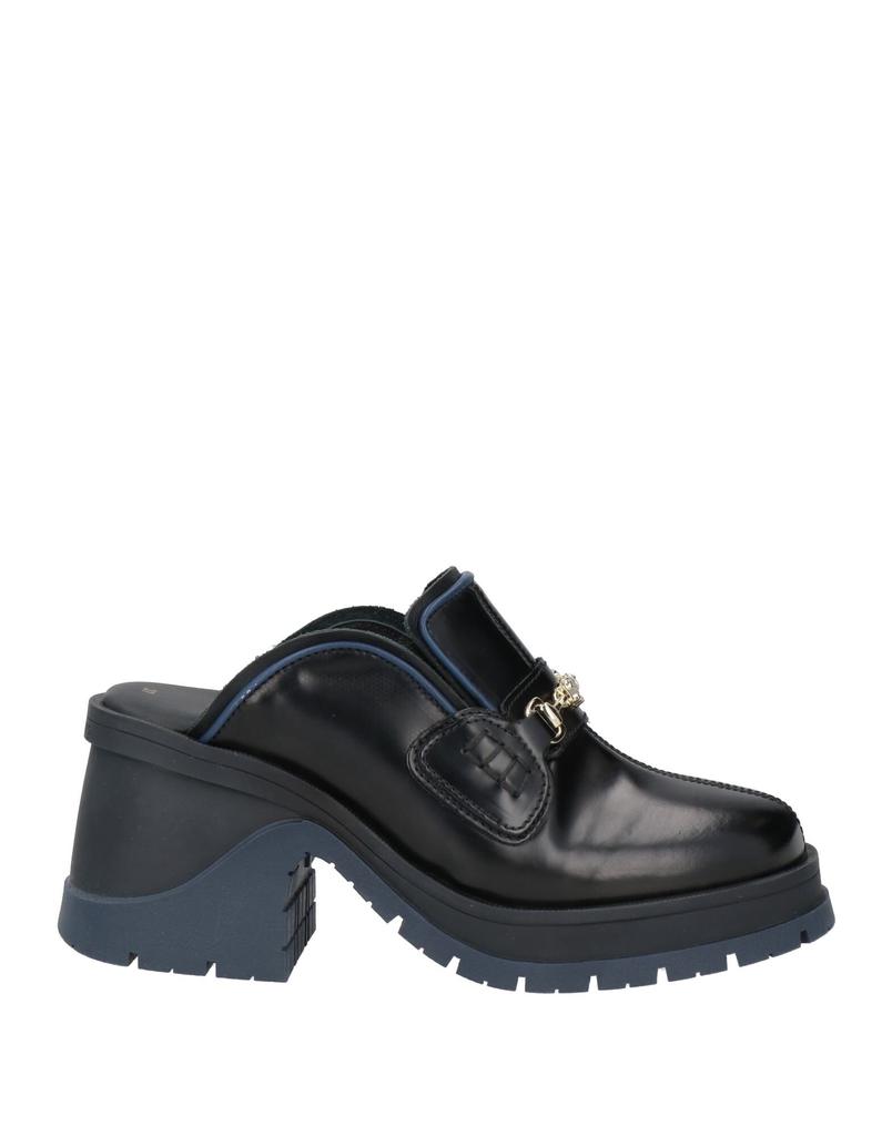 Filling Spaces Mules and clogs