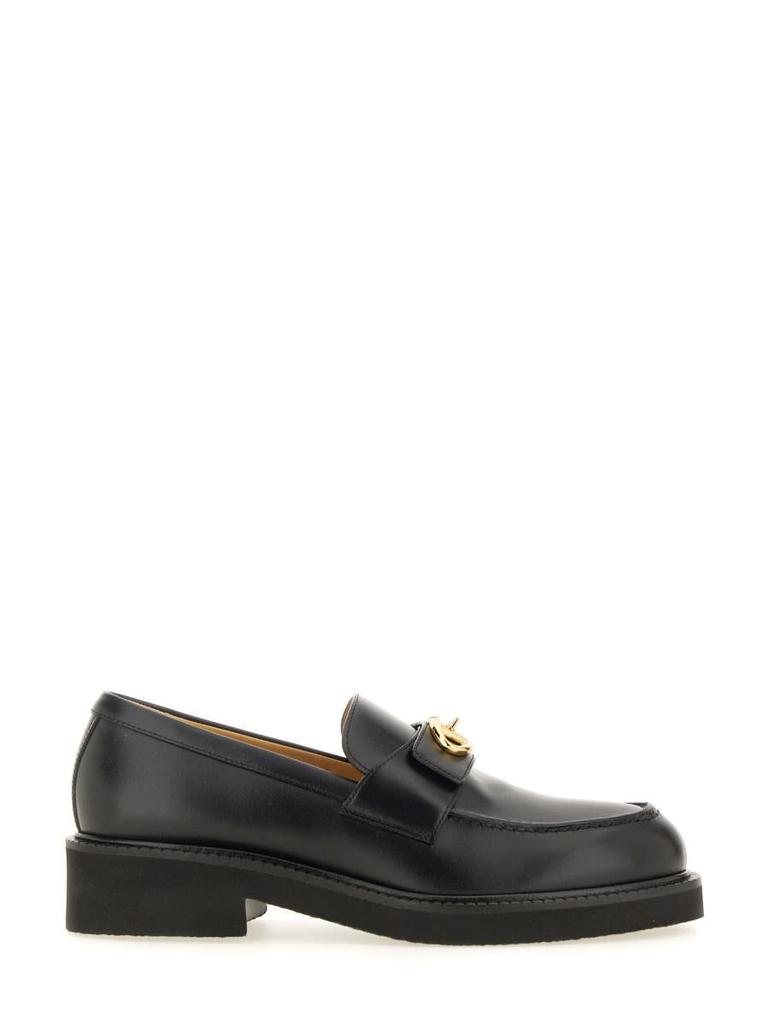 ローファー・オックスフォード VALENTINO 40MM CALFSKIN \"VLOGO LOCKER\" LOAFER Valentino Garavani VLogo Locker Calfskin Loafers 40MM | Saks