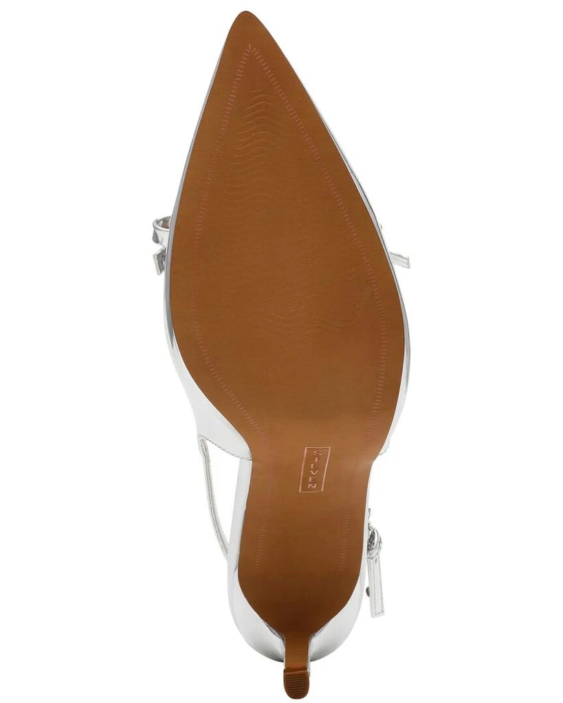 Steven Lisa Pump 4