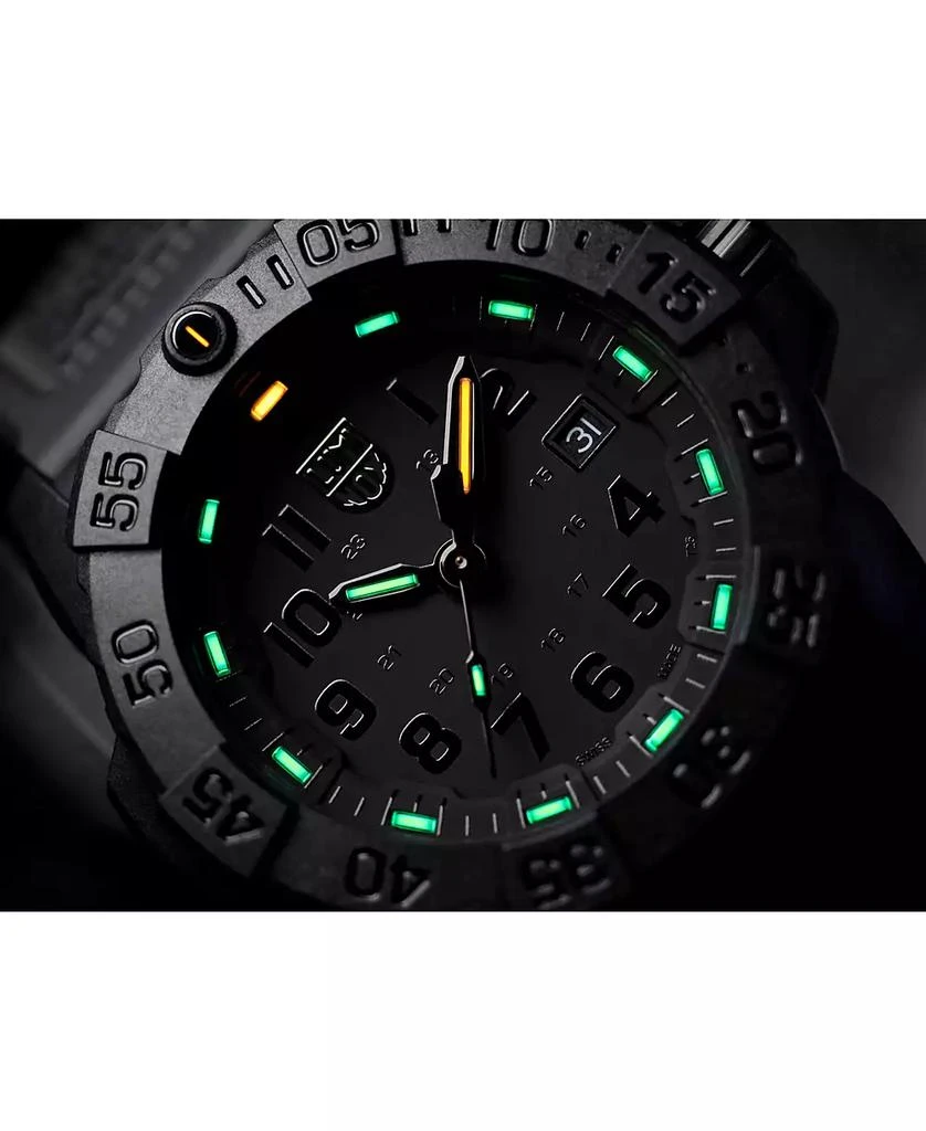 Luminox Men's Swiss Navy Seal Military Dive Black Rubber Strap Watch 45mm 8