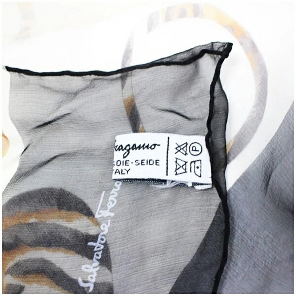 Salvatore Ferragamo ivory Silk Stole (Pre-Owned) 3