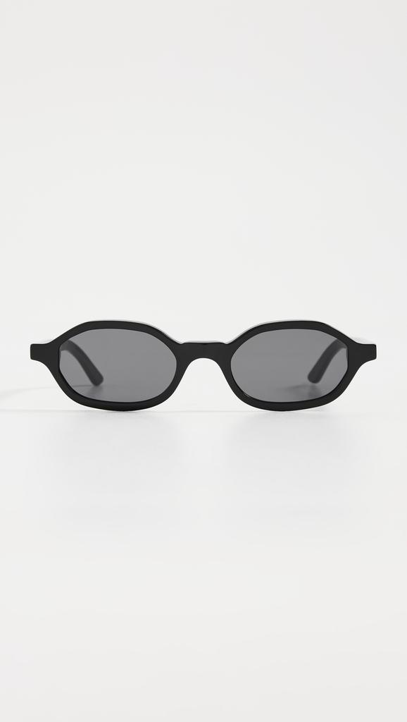 Illesteva Munich Black Sunglasses with Grey Flat Lenses