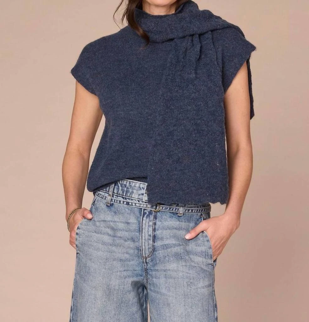 Democracy Democracy - Round Neck Sweater Vest With Pointelle Scarf