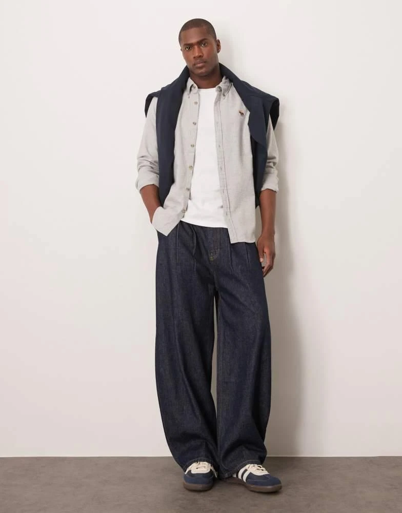 Abercrombie & Fitch Abercrombie & Fitch herringbone shirt with icon logo in grey 2