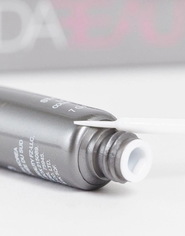 Huda Beauty Huda Beauty Sticky Tack Latex-Free Lash Glue 4