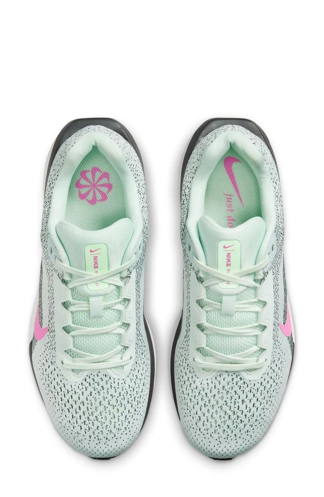 NIKE Air Winflo 11 Running Shoe 3