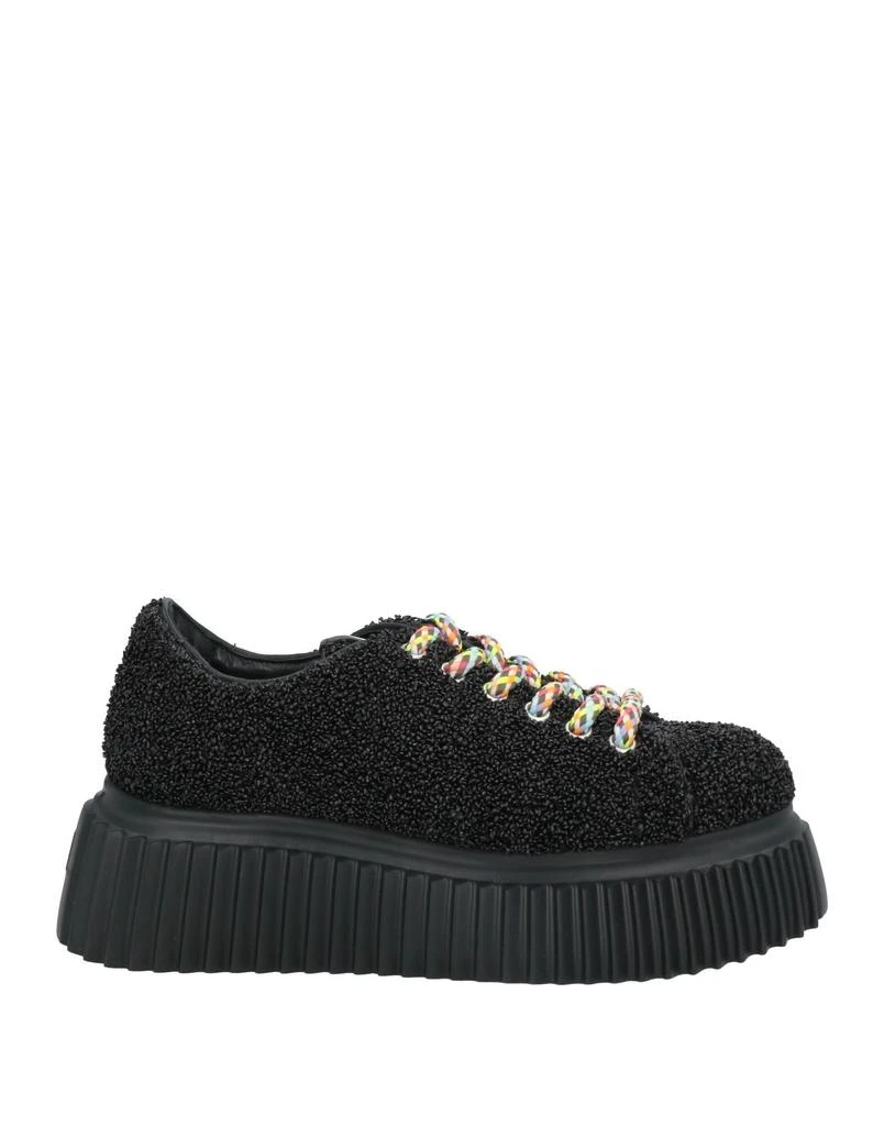 AGL Sneakers 1