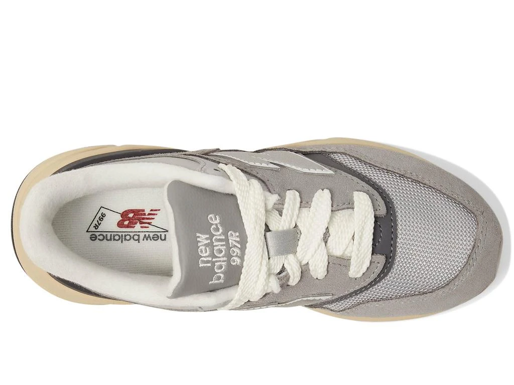 New Balance 997R (Little Kid/Big Kid) 2