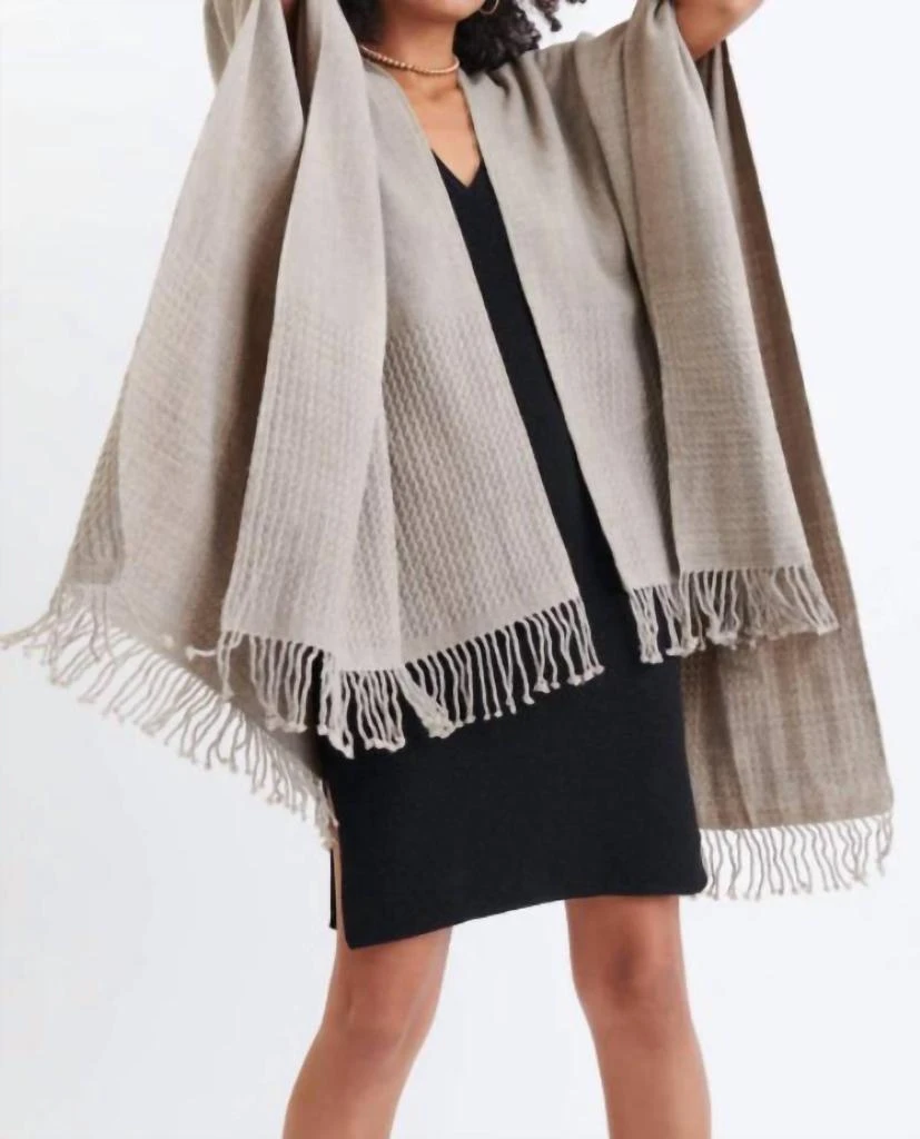 MERSEA Women's Classic Travel Wrap In Driftwood 1