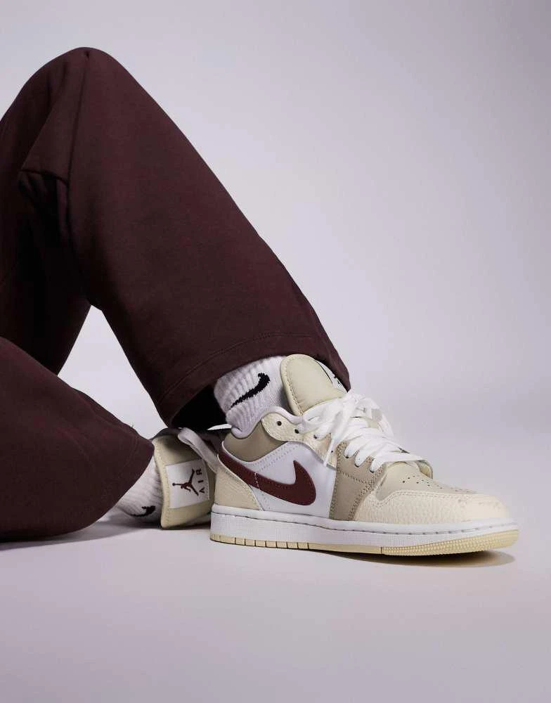 Jordan Nike Air Jordan 1 Low SE trainers in white and brown 1