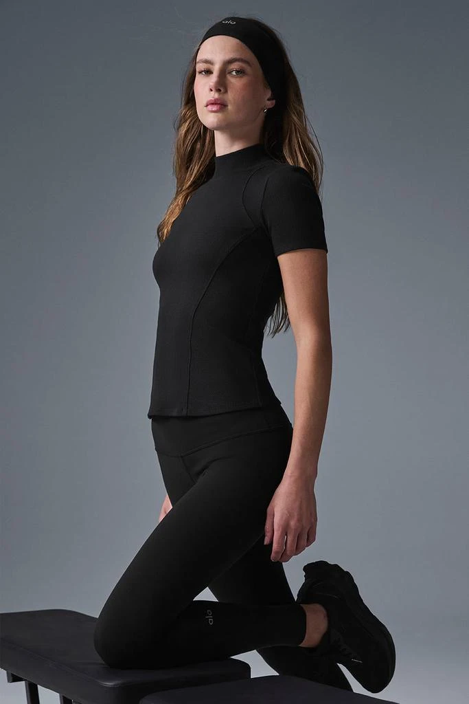 Alo Ribbed Mesmerize Short Sleeve - Black 2