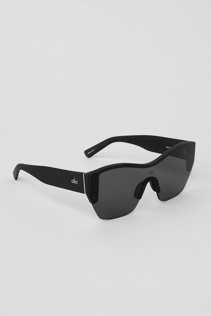 Alo Stunner Sunglasses - Black 2